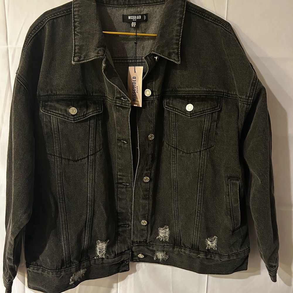 Missguided Black Distressed Denim Jean Jacket NWT Women’s Size 16